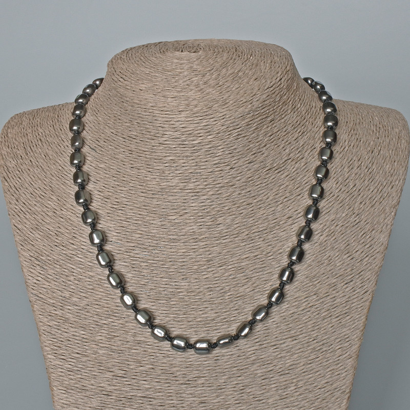 Collar de hematita rectangular, dimensiones 7×8×5 mm ±, longitud 50 cm ±