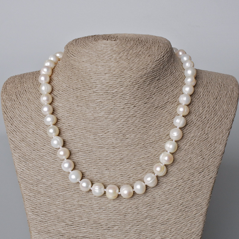 Collar de perlas de río con relieve, diámetro 11x9 mm +-, longitud 45-46 cm +-