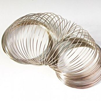 Alambre de memoria, espesor 0,8 mm, diámetro de la espira 10 cm (±) precio por 1 kg