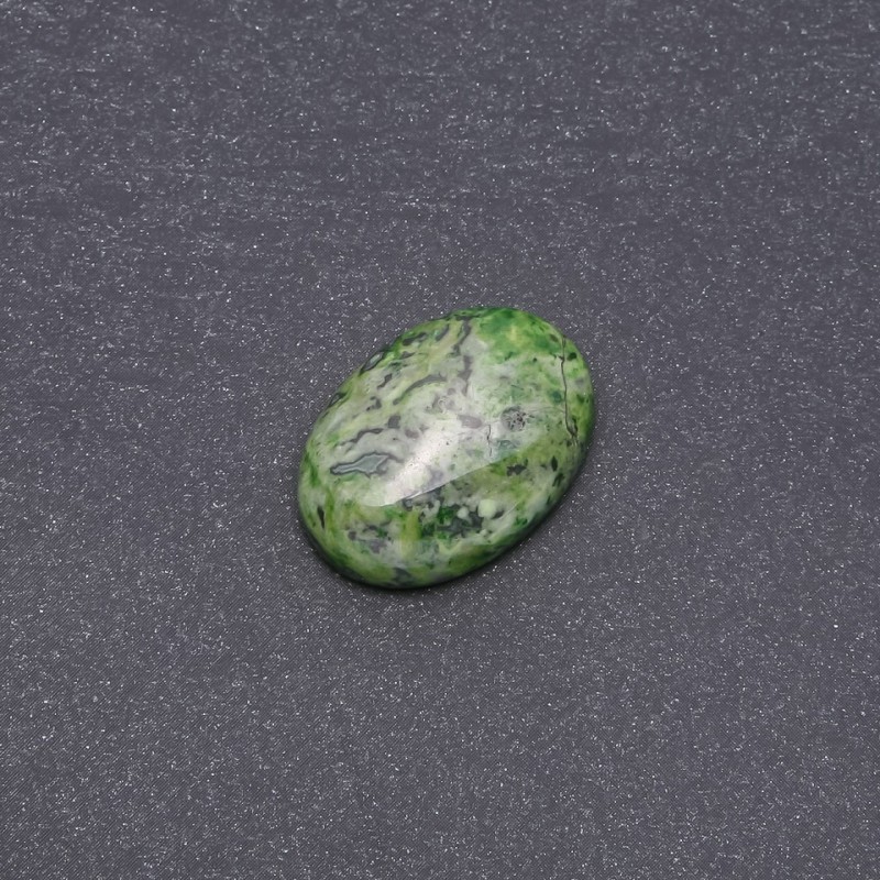 Cabujón de jaspe verde (sintético) 25×18 mm