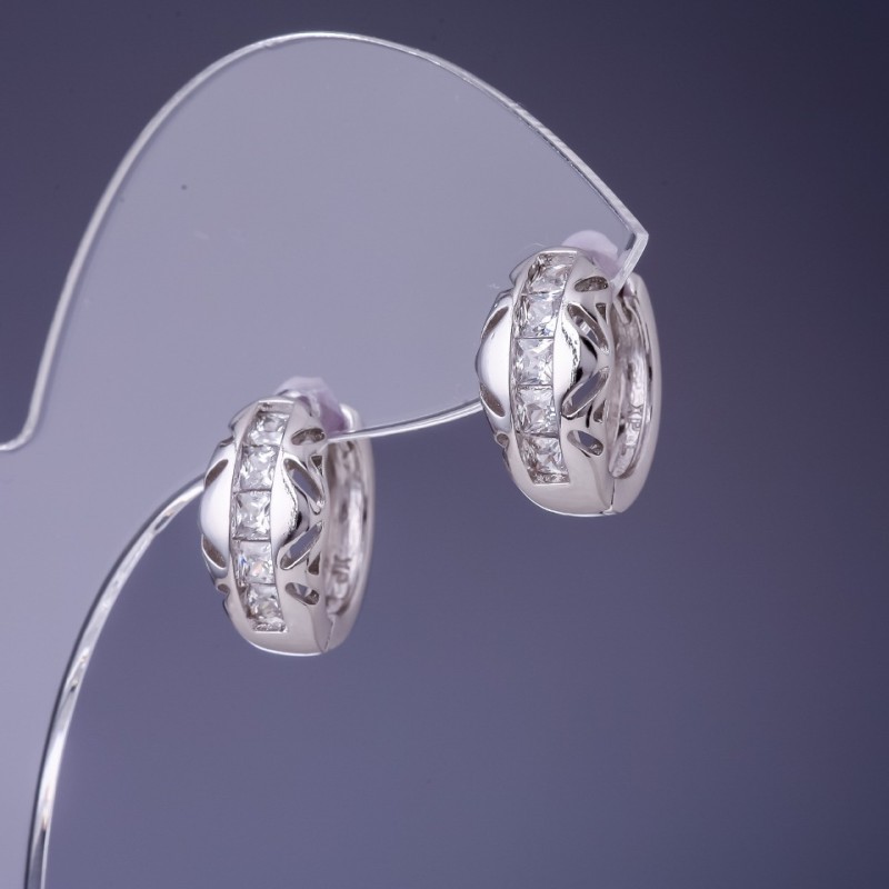 Pendientes Xuping rodiados 8×15 mm