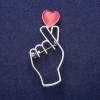 ¡Liquidación! Broche Símbolo del Amor, esmalte rojo, metal plateado 25×57 mm